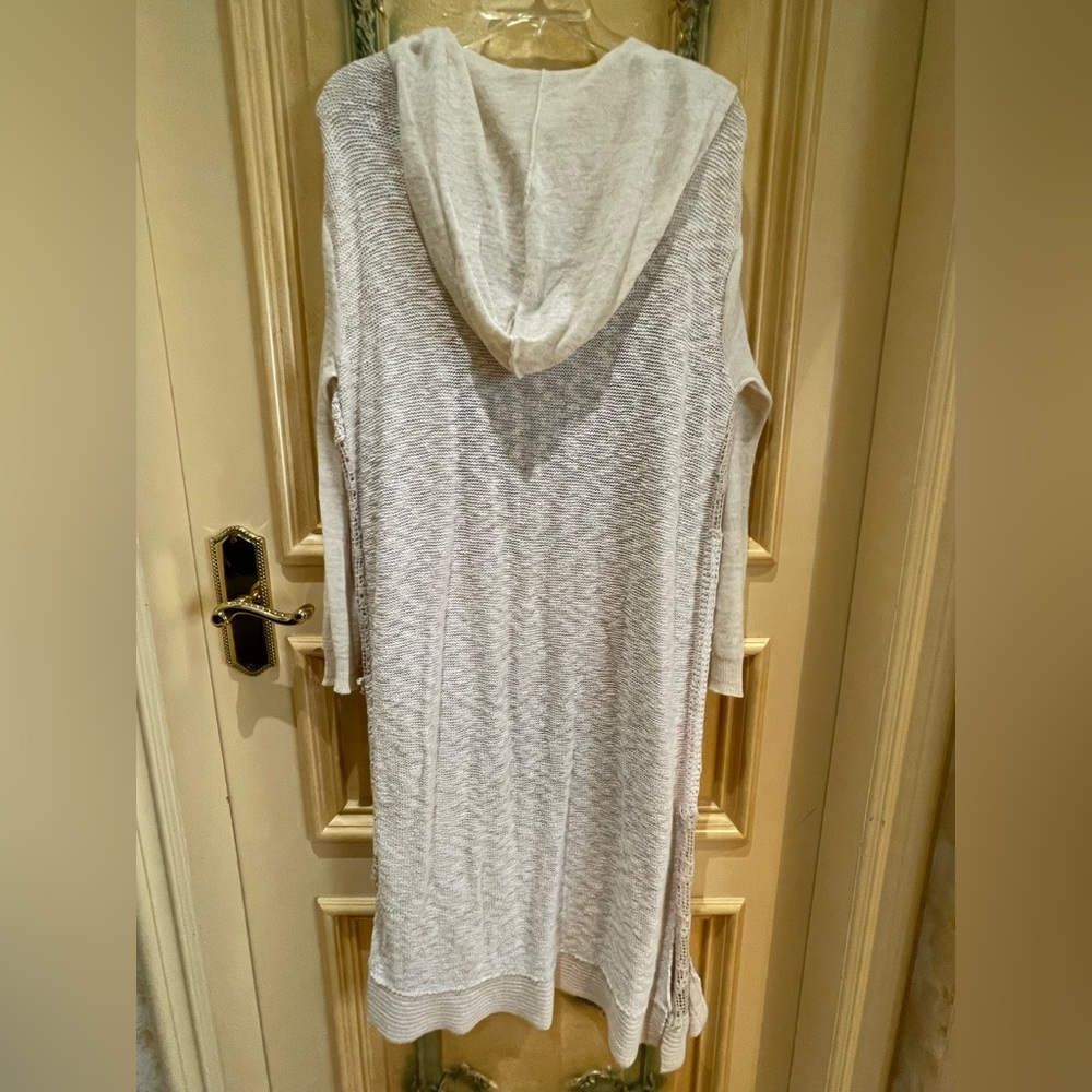 Hooded duster - Picture 3 of 3